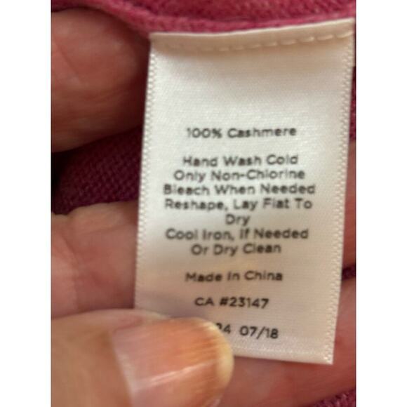 Talbots dark pink cashmere sweater, medium, timeless, minimalist, classic - Picture 4 of 4